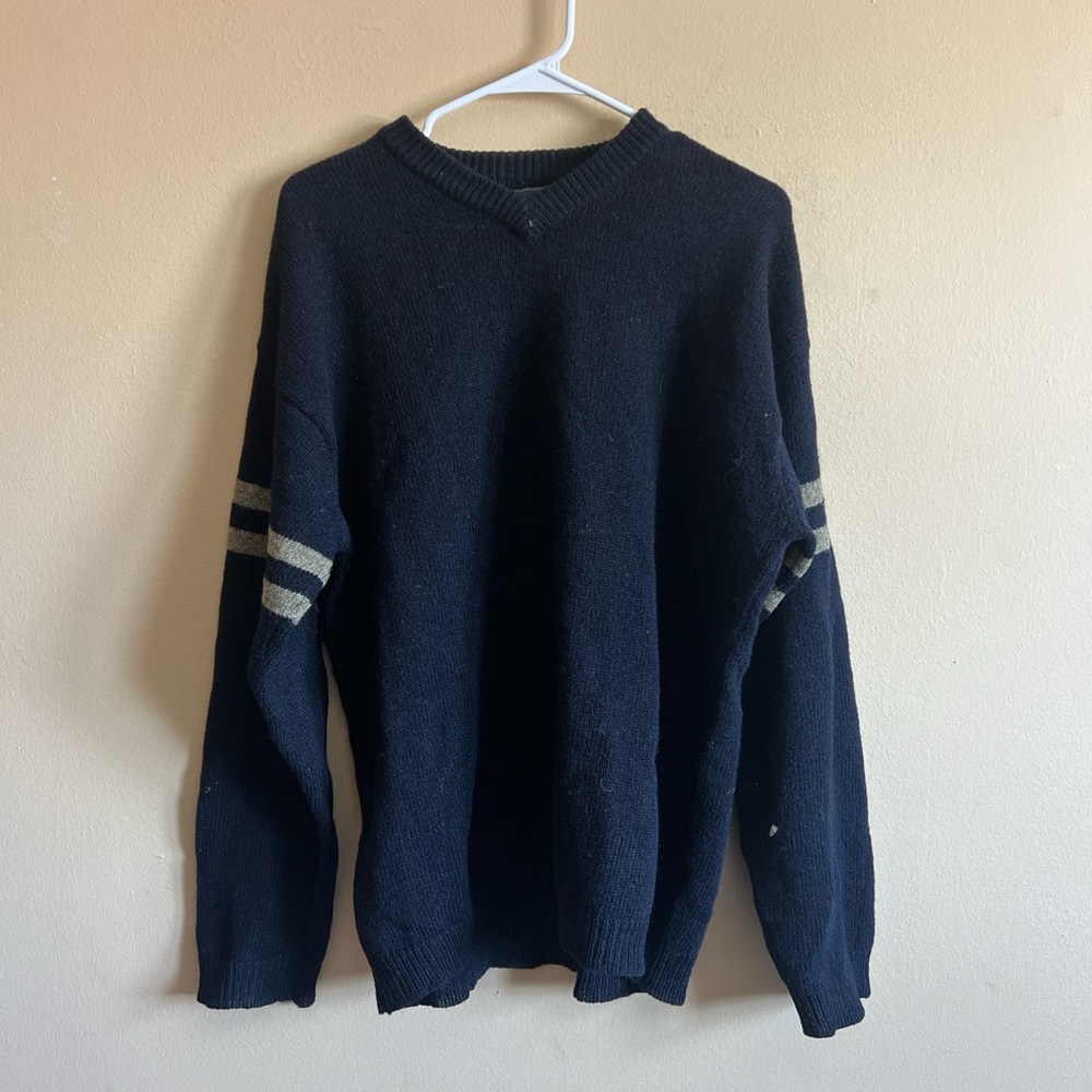 Abercrombie & Fitch V-Neck Shetland Wool Navy Blue Gray Stripe Sweater Vintage M